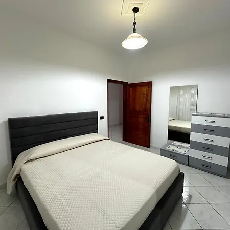 Ar - Spacious Cozy Lägenhet Vlorë